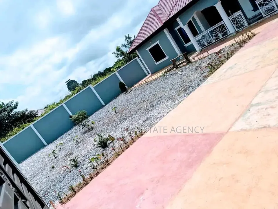 Furnished 3bdrm House for sale