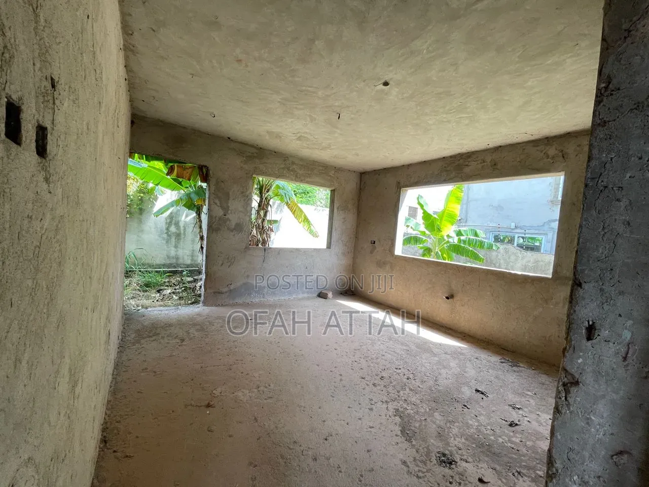 6bdrm Duplex in Domeabra, Kumasi Metropolitan for Sale