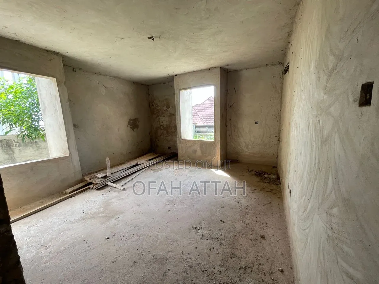 6bdrm Duplex in Domeabra, Kumasi Metropolitan for Sale