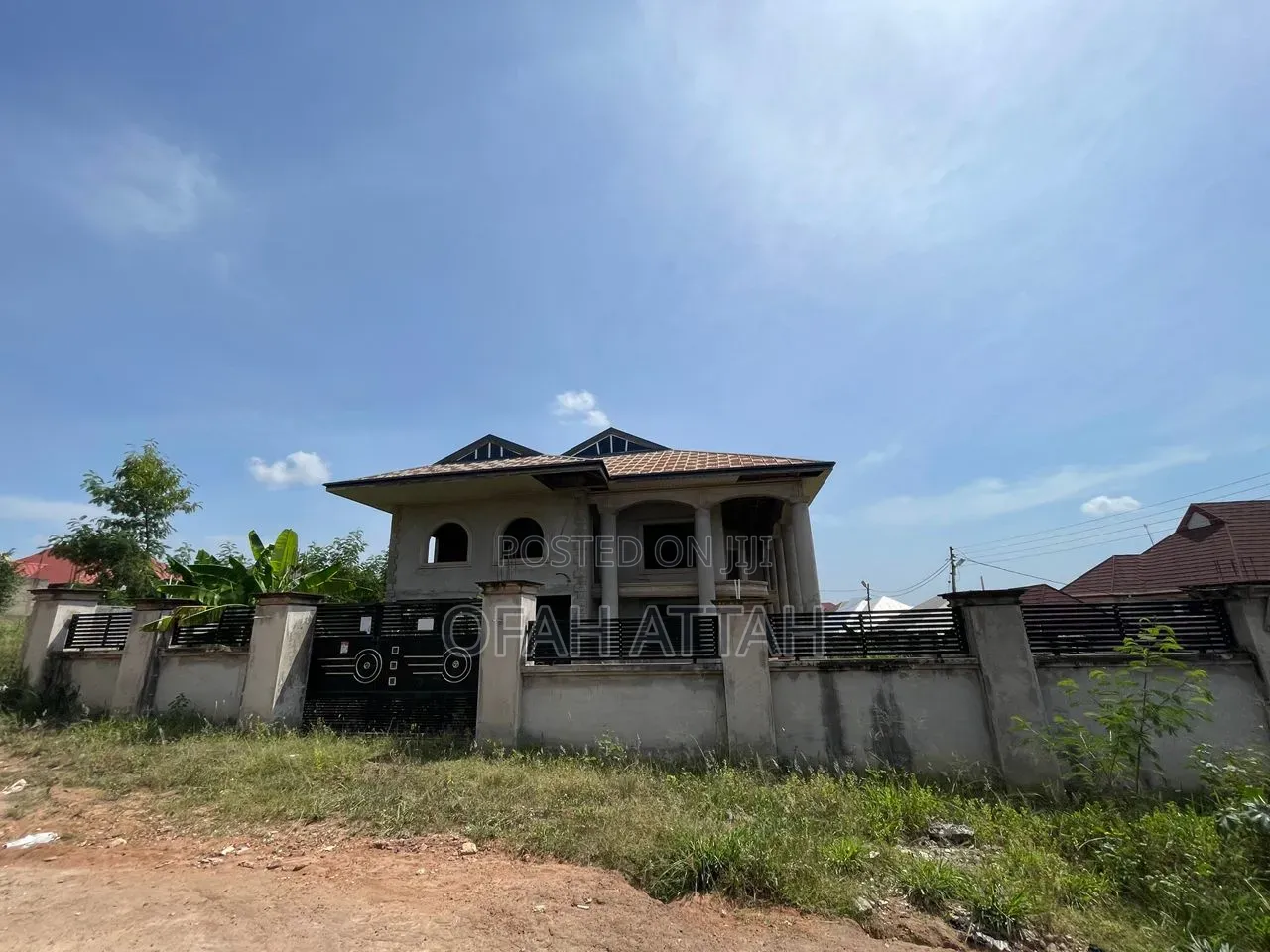 6bdrm Duplex in Domeabra, Kumasi Metropolitan for Sale