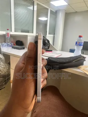 Apple iPhone 14 128 GB Purple