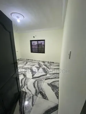 2bdrm Apartment in Madina, Doku for rent