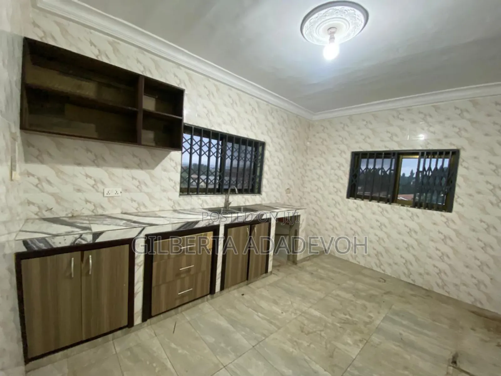 2bdrm Apartment in Madina, Doku for rent