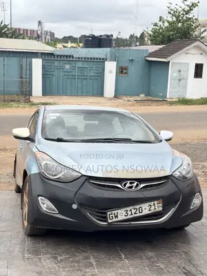 Hyundai Elantra Limited Sedan FWD (1.8L 4cyl 6A) 2013 Blue