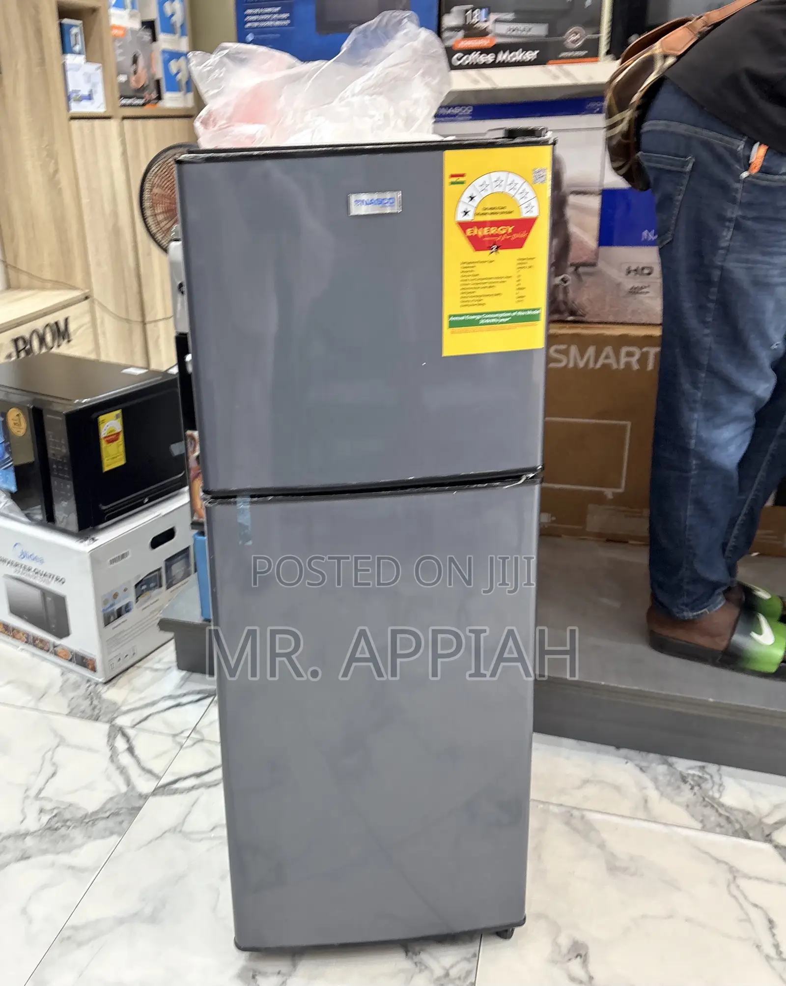 Extremely Classic Nasco NASF2-13FL 2 Door Refrigerator(gray).