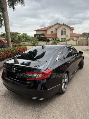 Honda Accord Touring 2018 Black