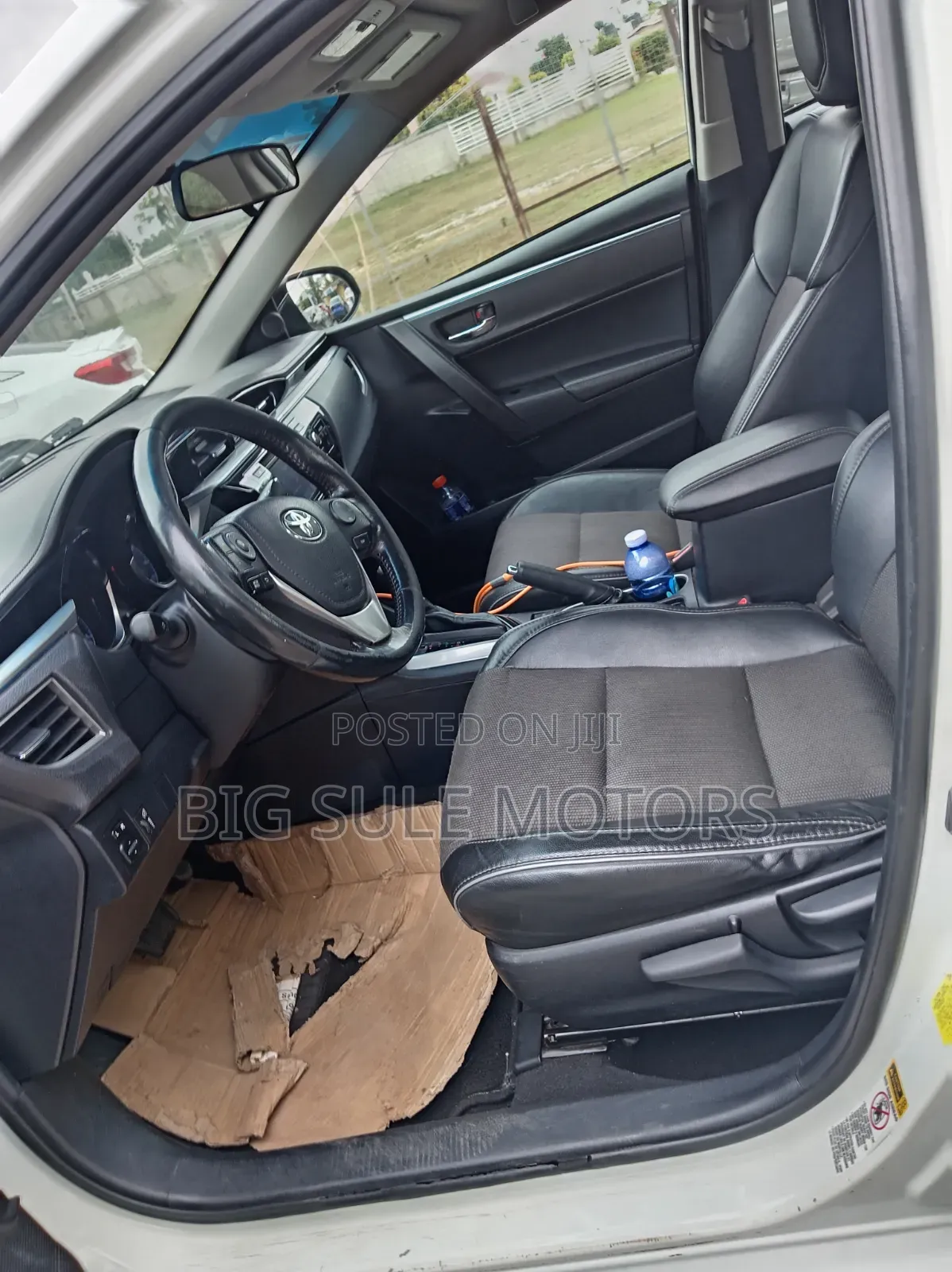 Toyota Corolla S 4dr Sedan (1.8L 4cyl CVT) 2015 White