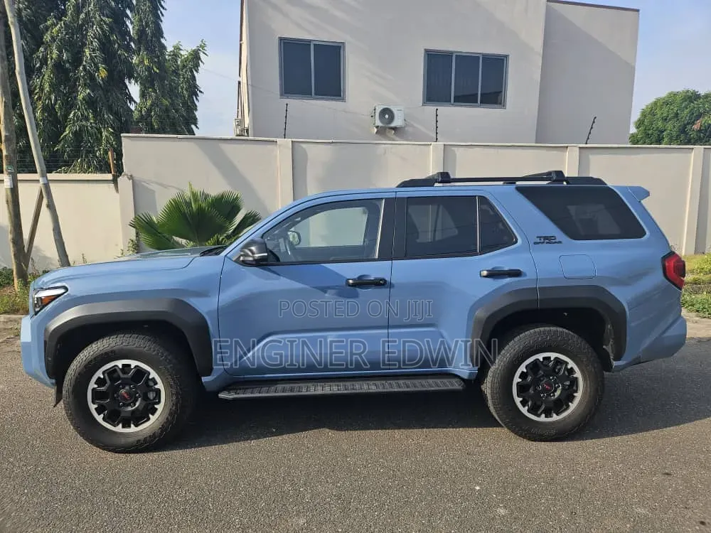 Toyota 4-Runner TRD Off-Road Premium 4WD (2.4L 4cyl Turbo 8A) 2025 Blue