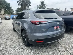 Mazda CX-9 Signature 2023 Gray