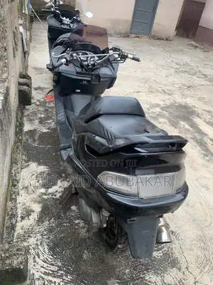 Yamaha Majesty 2025 Black