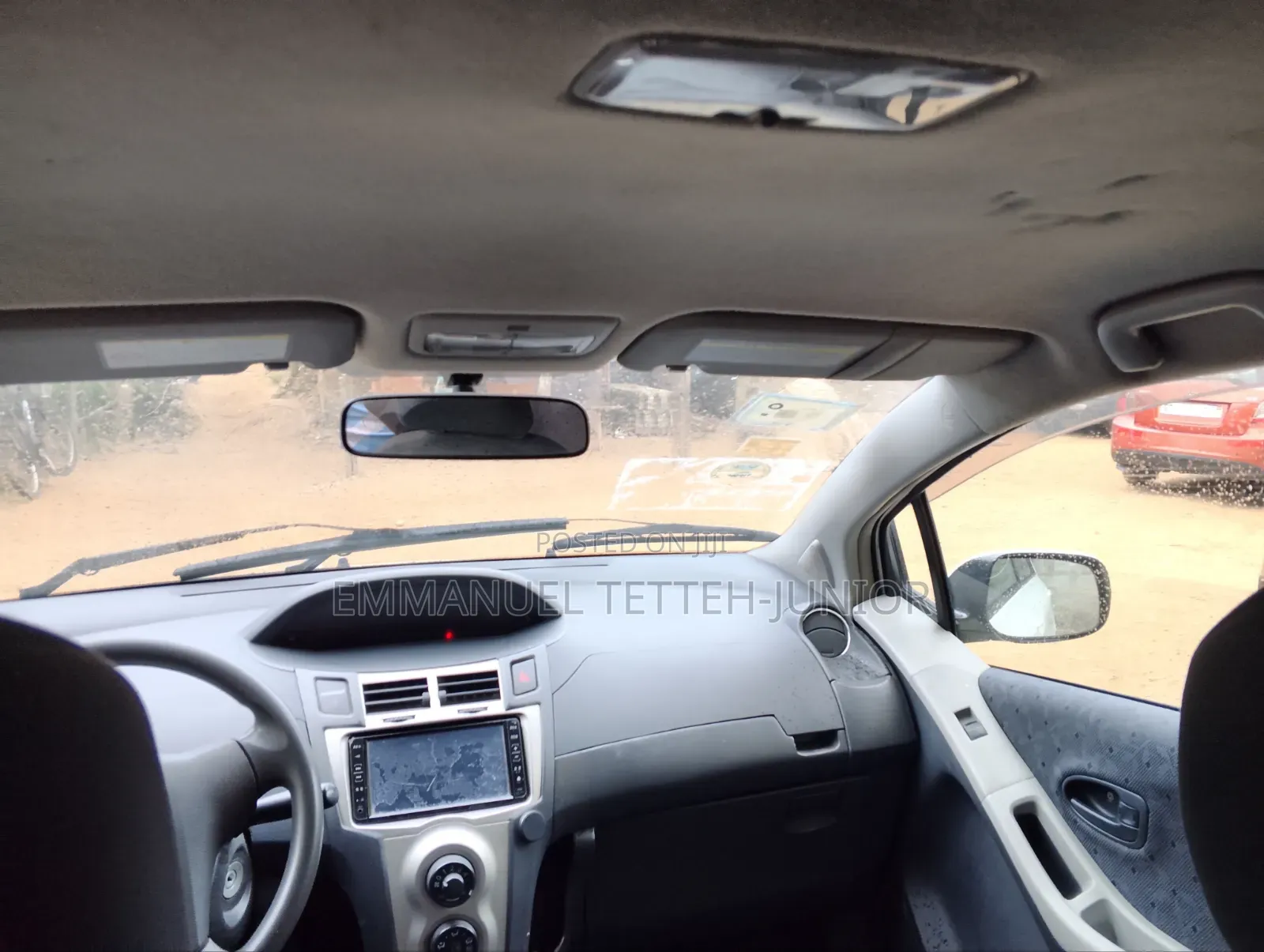 Toyota Vitz 1.0 FWD 5dr 2010 White