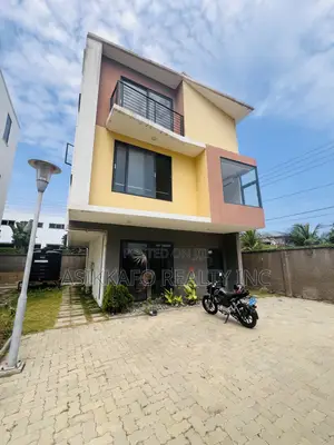 3bdrm Townhouse / Terrace in Goil Station Area, Tseaddo for rent