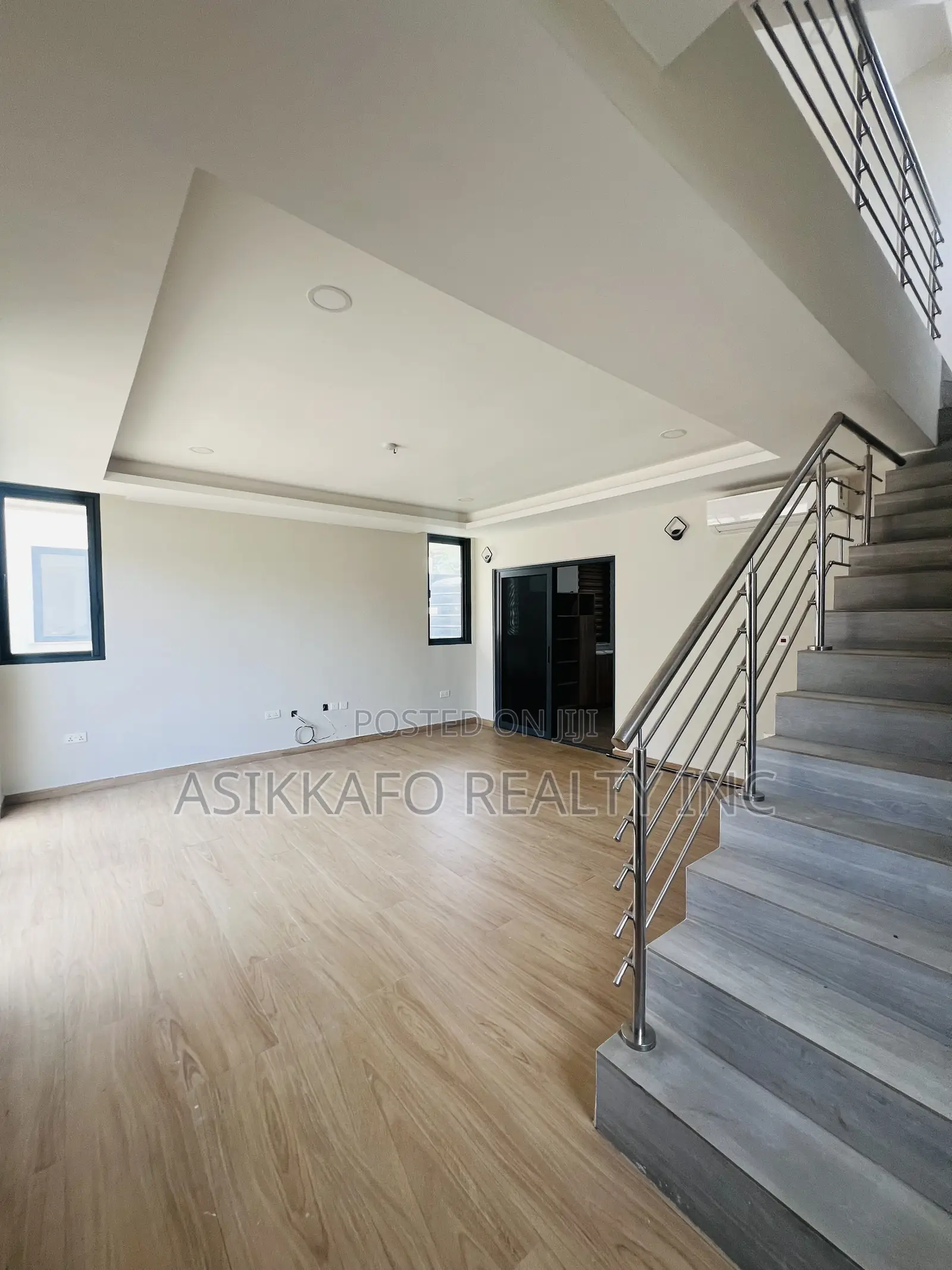 3bdrm Townhouse / Terrace in Goil Station Area, Tseaddo for rent