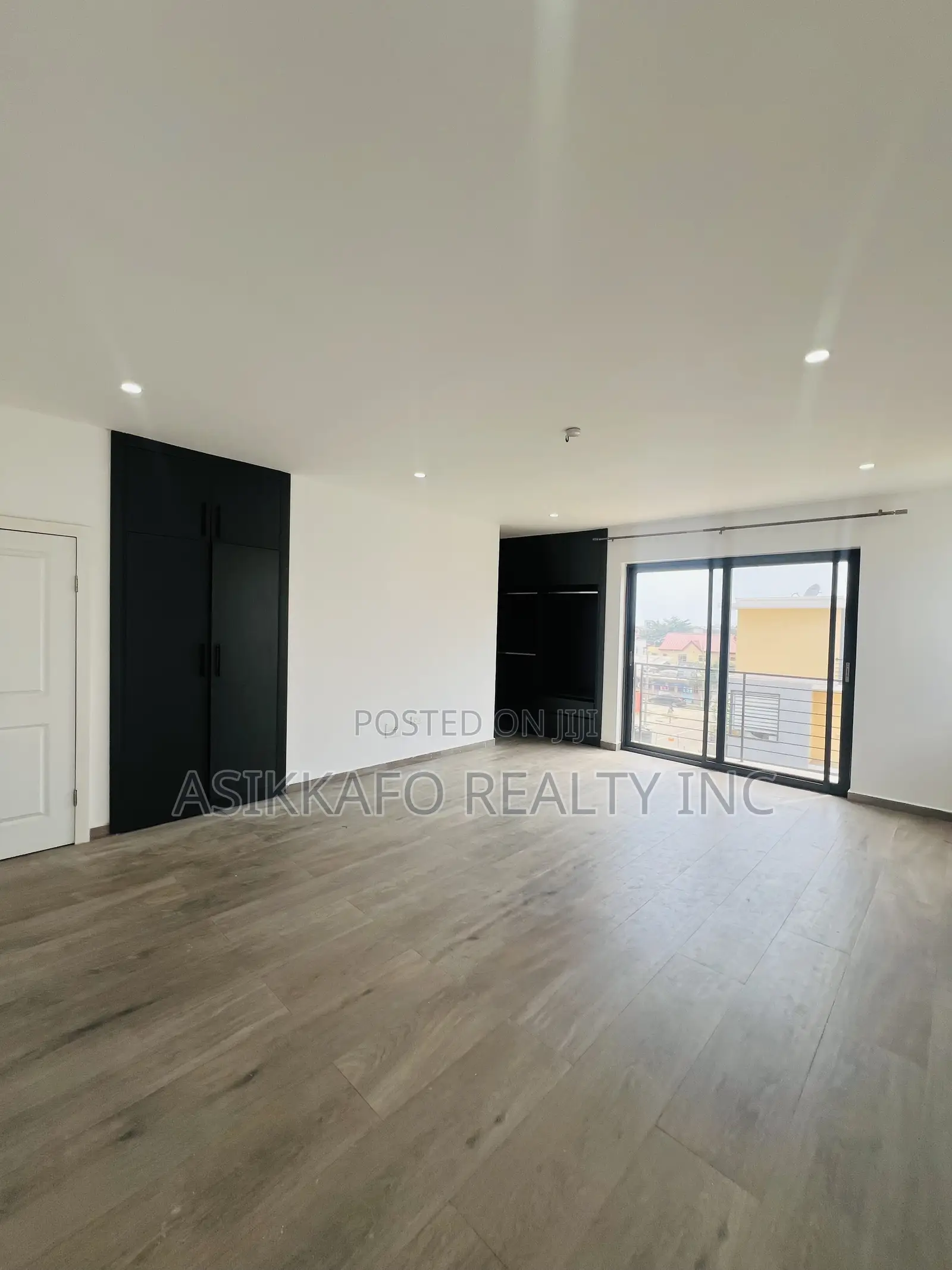 3bdrm Townhouse / Terrace in Goil Station Area, Tseaddo for rent