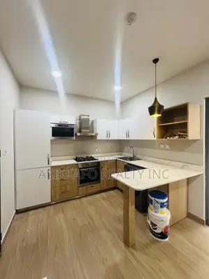 3bdrm Townhouse / Terrace in Goil Station Area, Tseaddo for rent