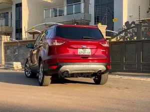 Ford Escape SE 4dr SUV (1.6L 4cyl Turbo 6A) 2014 Red