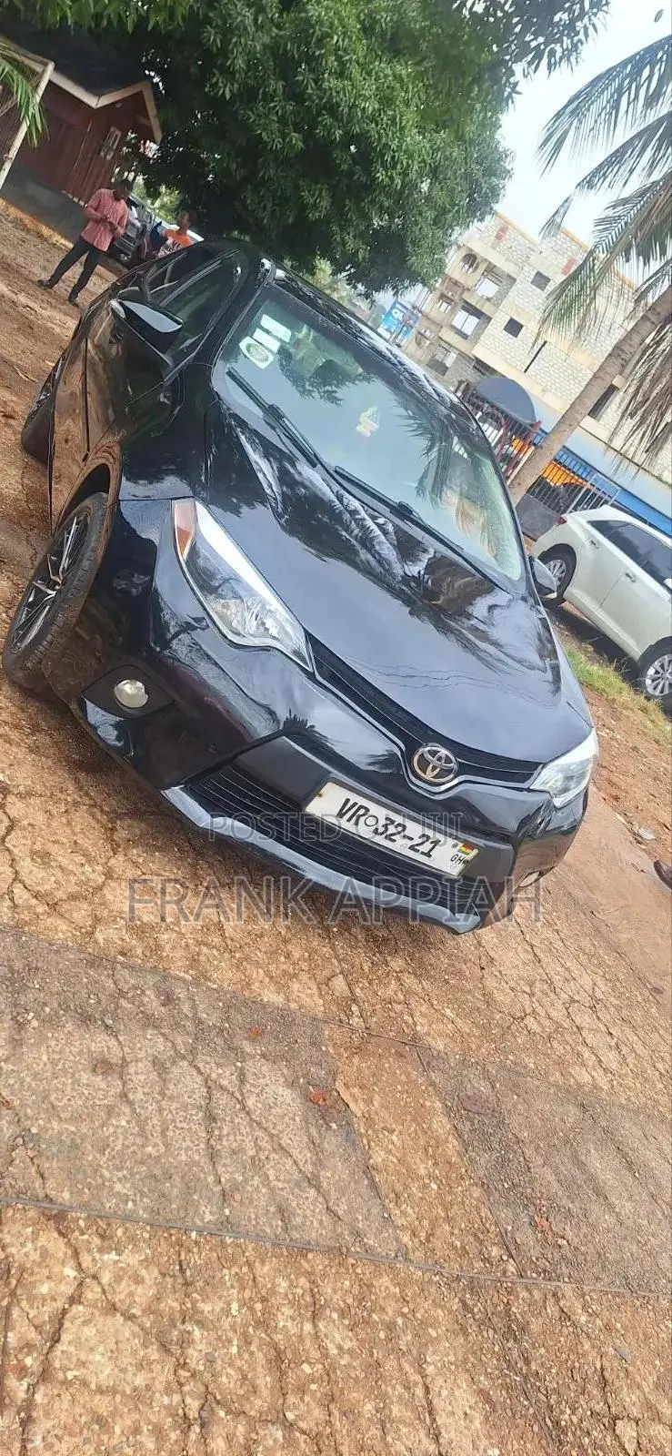 Toyota Corolla 2016 Black