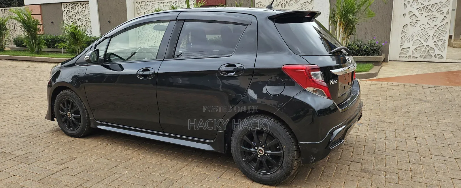 Toyota Vitz 2015 Black
