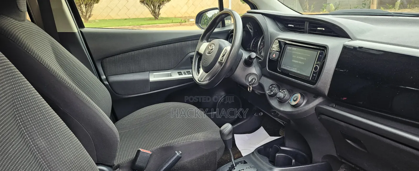 Toyota Vitz 2015 Black