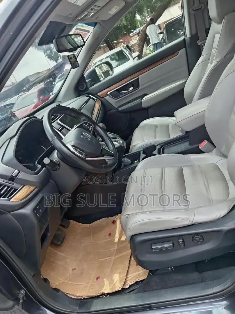 Honda CR-V 2018 Silver