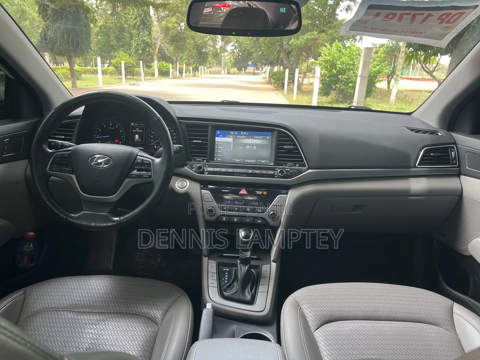 Hyundai Elantra 2017 White