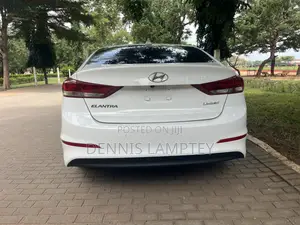 Hyundai Elantra 2017 White