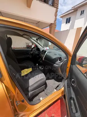 Nissan Micra 2015 Gold
