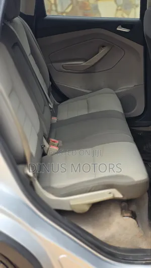 Ford Escape SE 4dr SUV AWD (1.6L 4cyl Turbo 6A) 2014 Silver