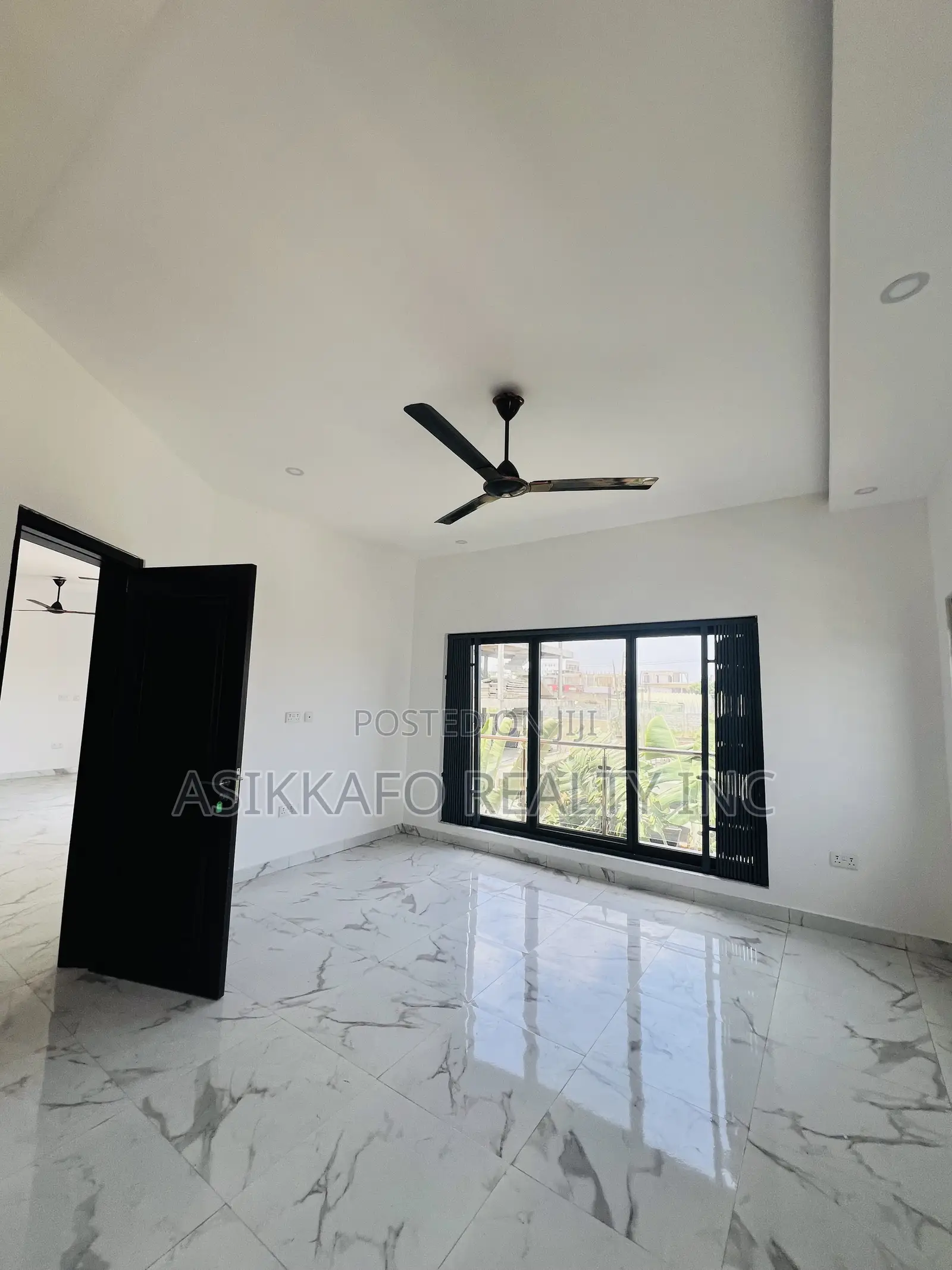 5bdrm Duplex in Burma Hills, Tseaddo for rent