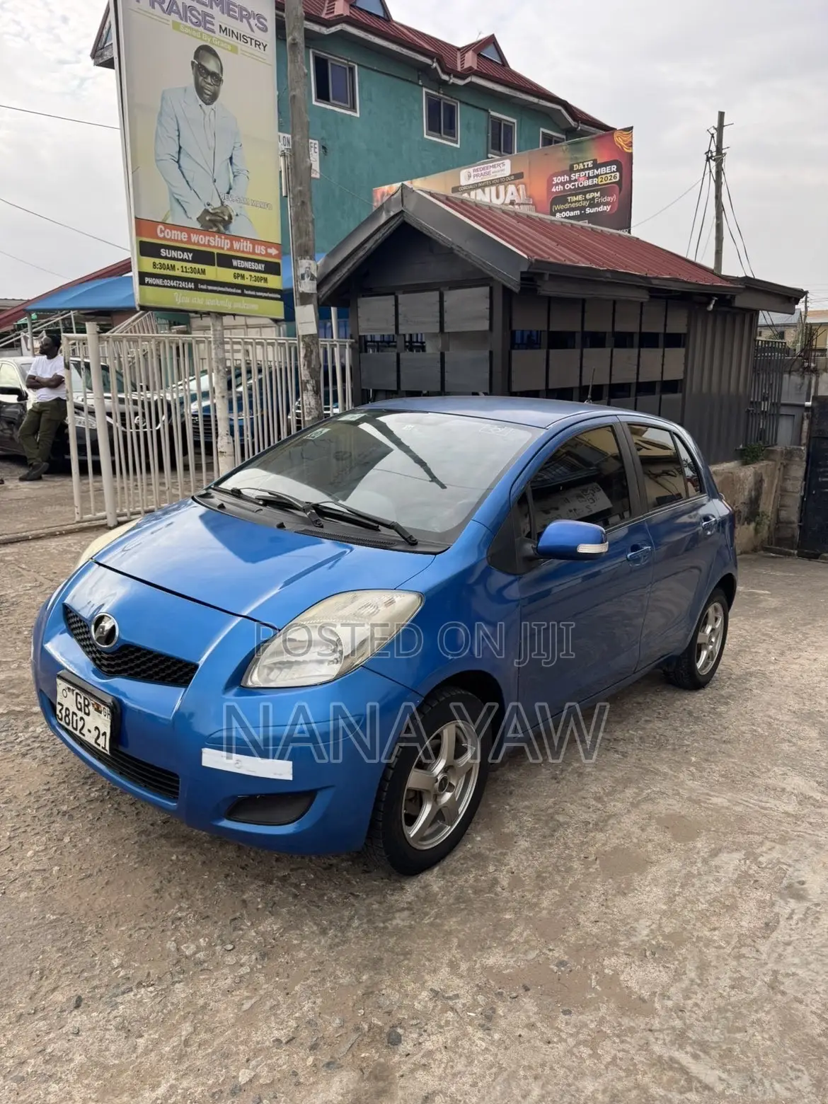 Toyota Vitz 1.3 AWD 3dr 2010 Blue