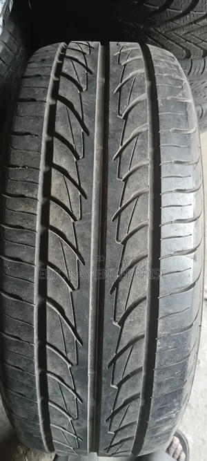 225 60:15 Tyres