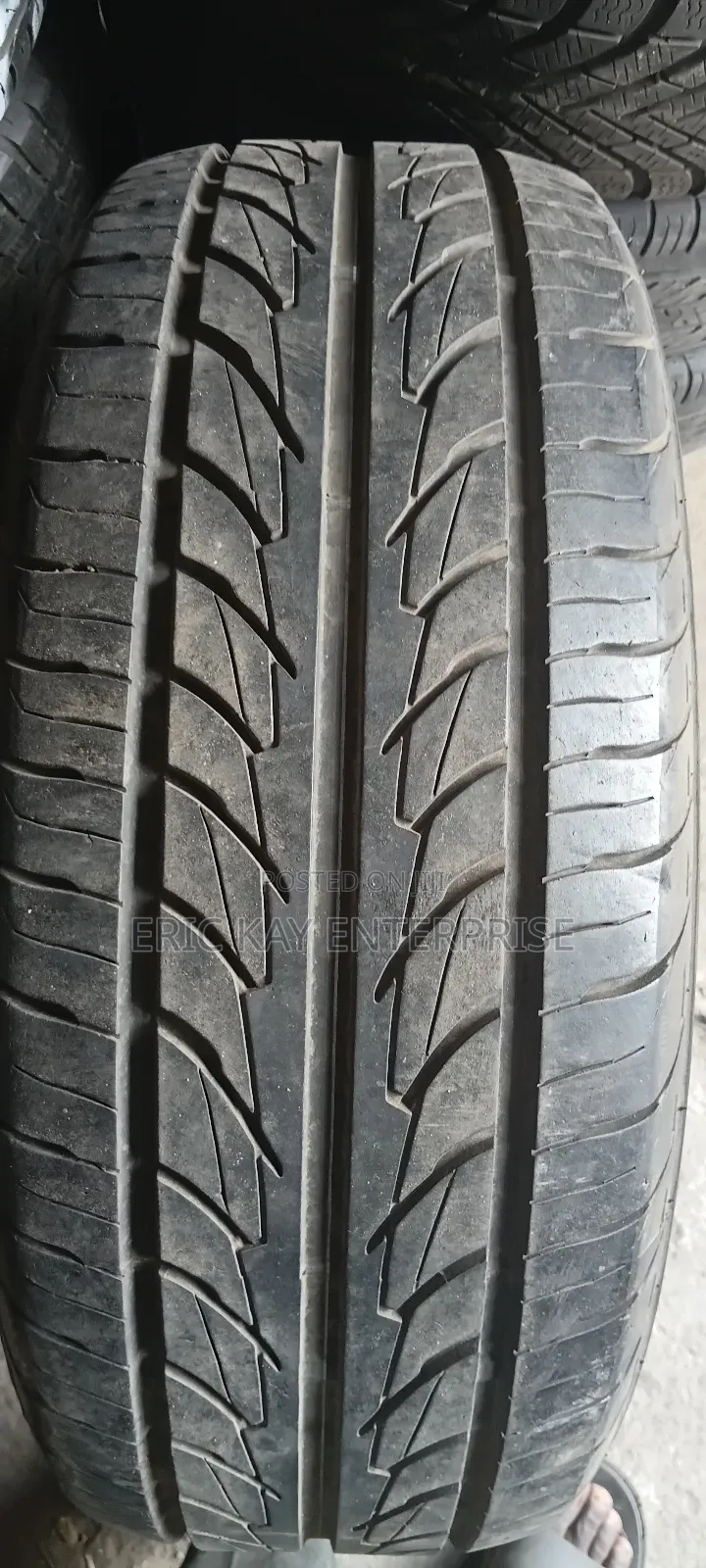 225 60:15 Tyres