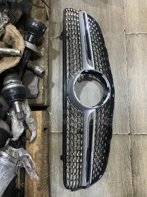 Mercedes Benz GLC 300 Diamond Front Grille/Diamond Front Shell