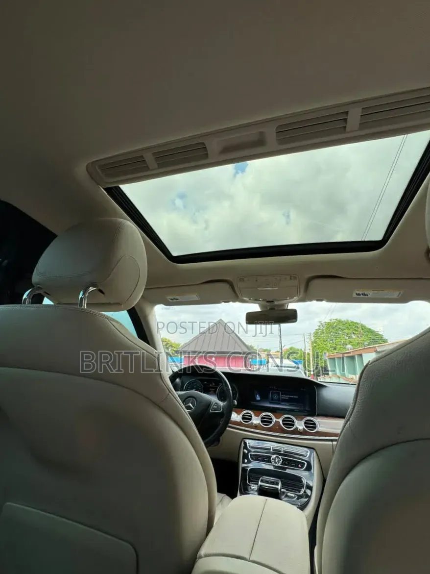 Mercedes-Benz E300 2017 White