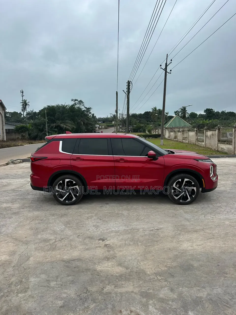 Mitsubishi Outlander ES 2022 Red