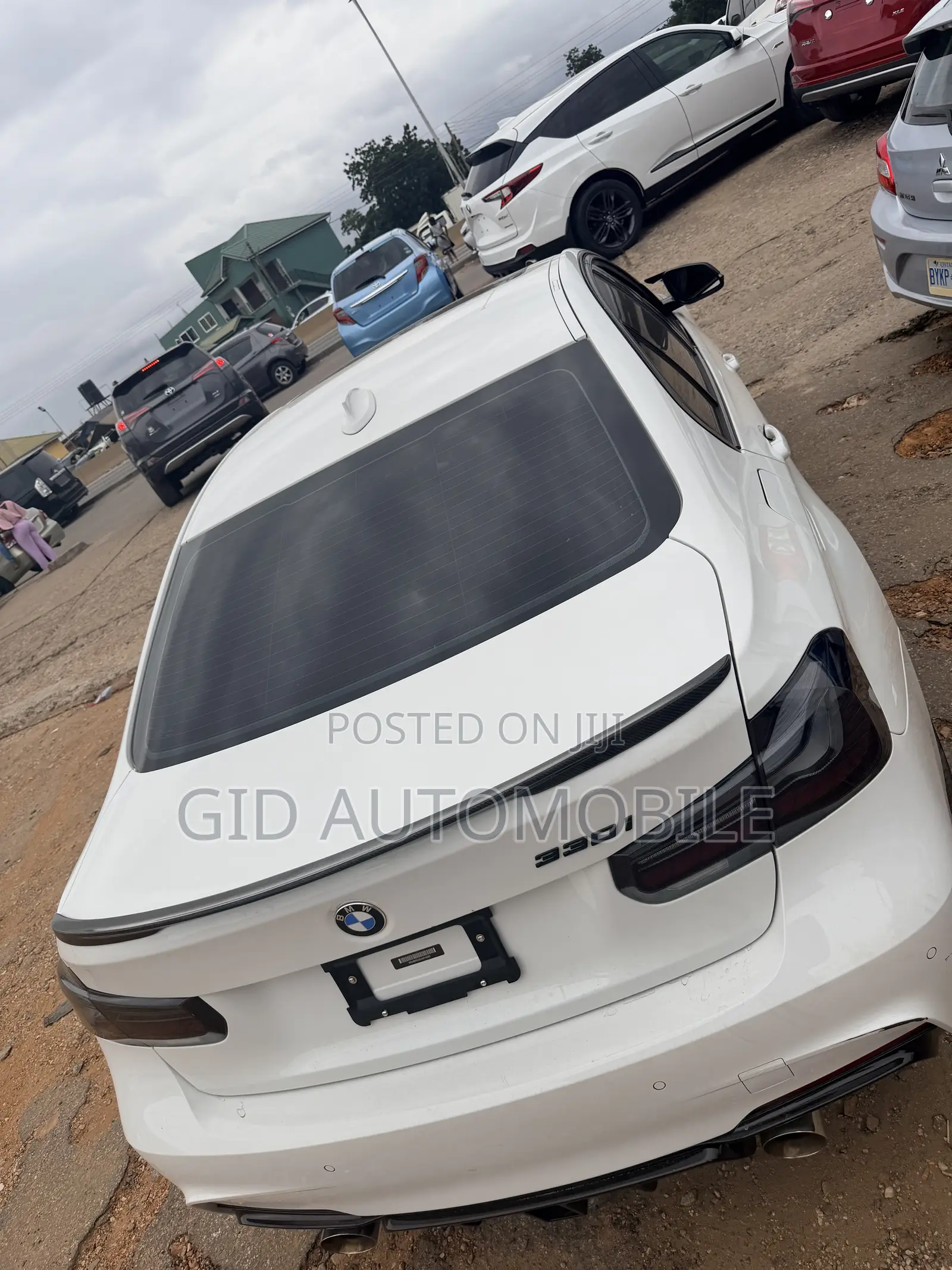 BMW 330i 2019 White