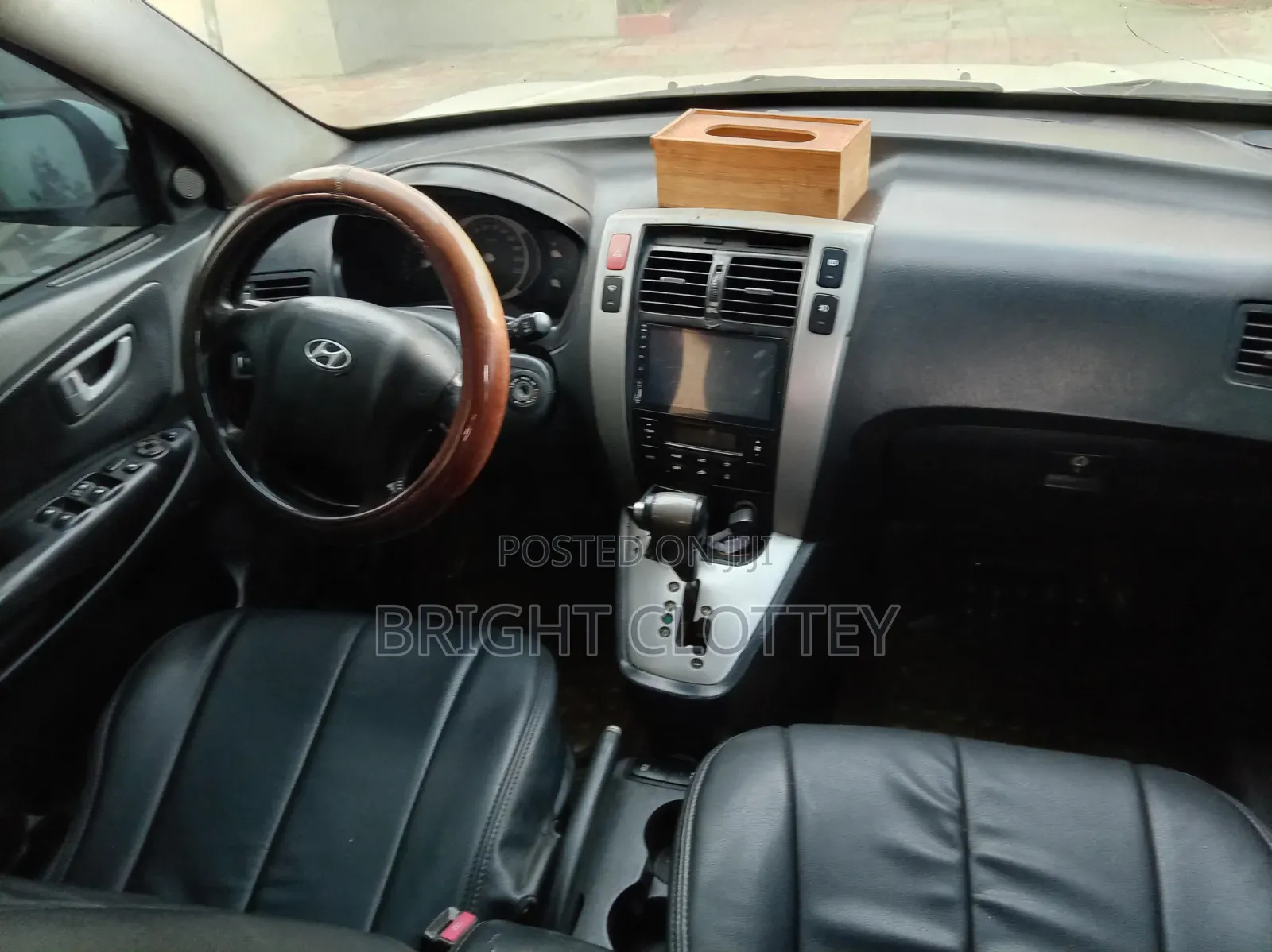 Hyundai Tucson 2008 White