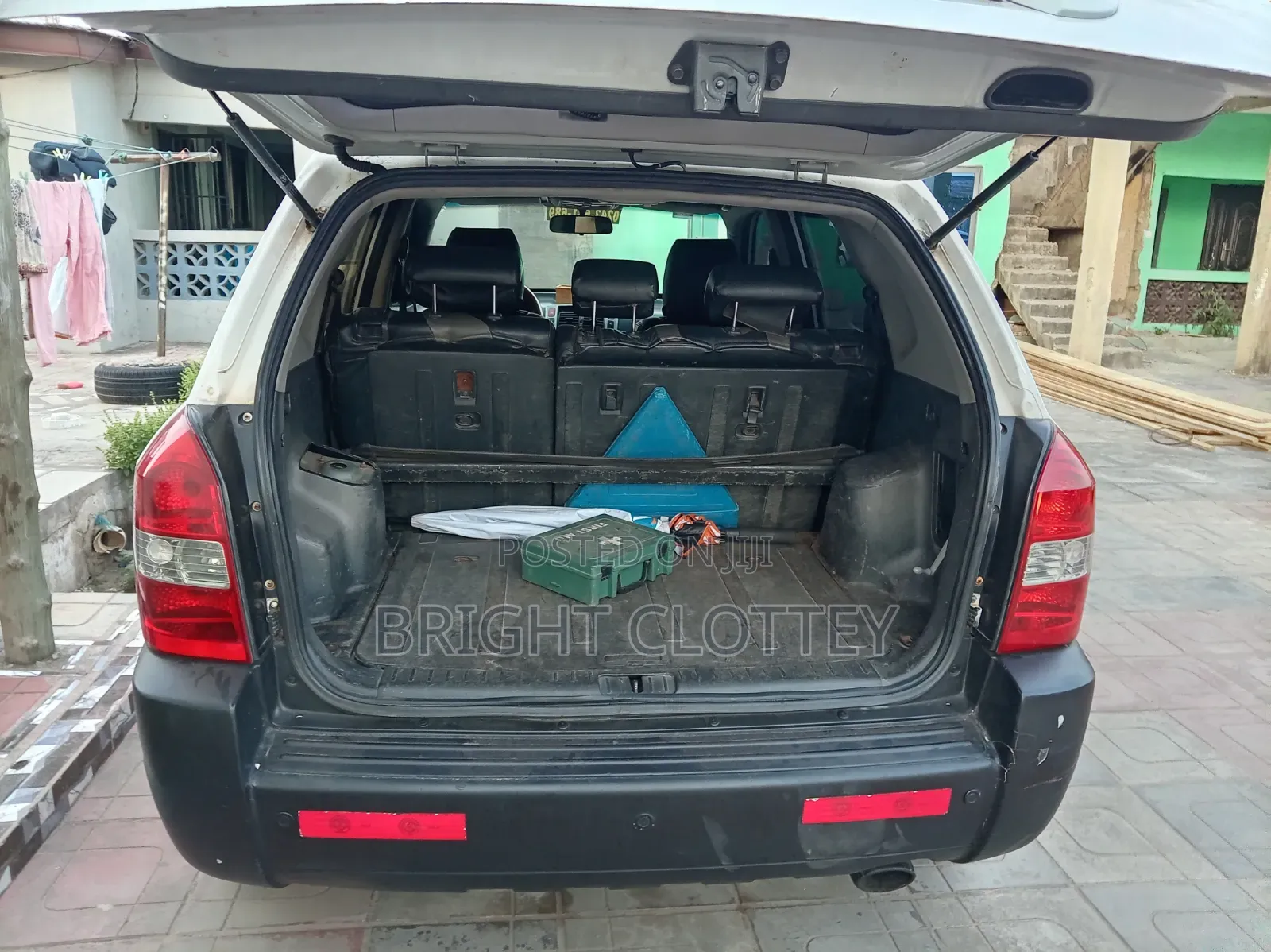 Hyundai Tucson 2008 White