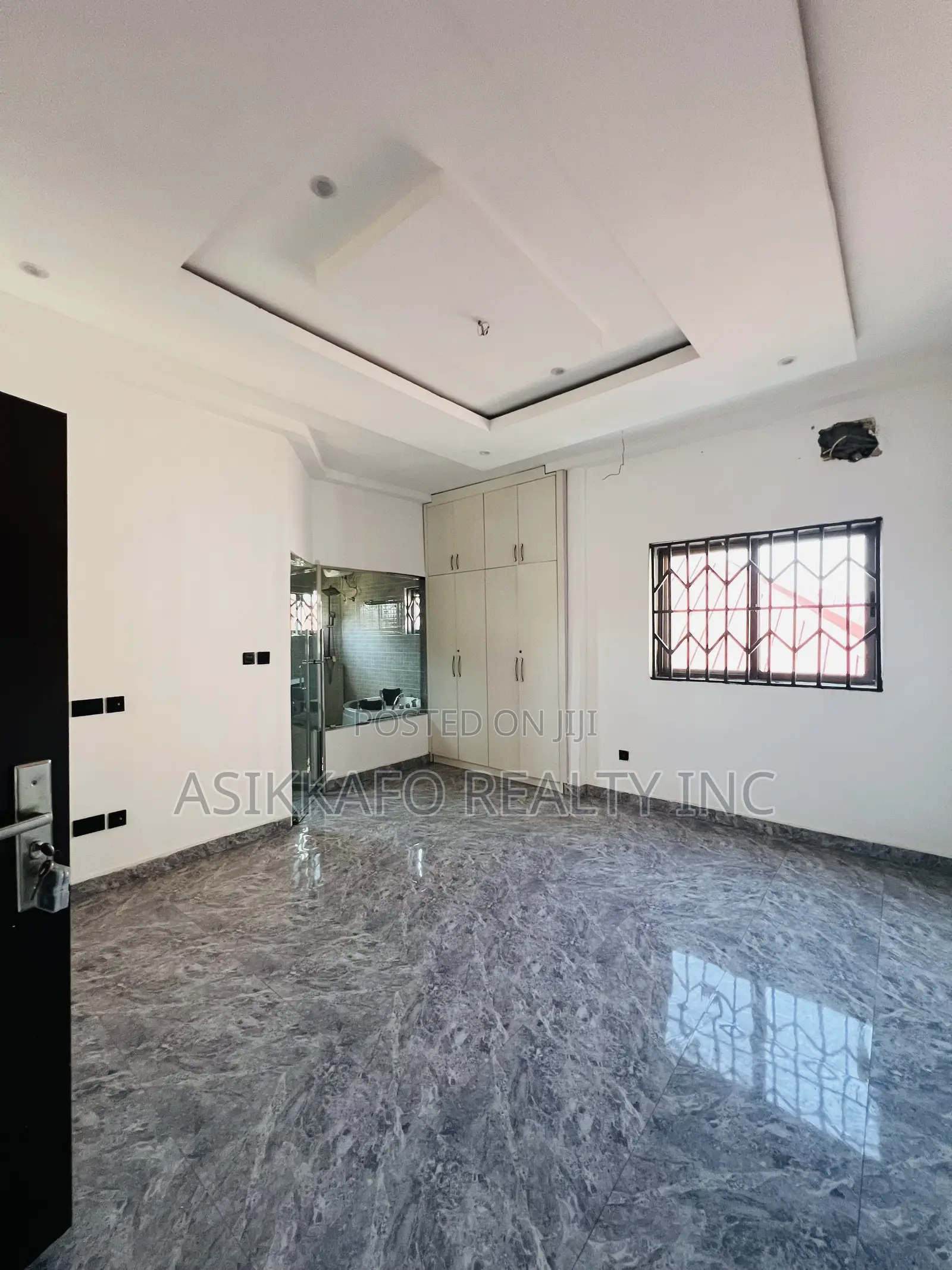 5bdrm Duplex in Coastal Estate, Spintex for rent