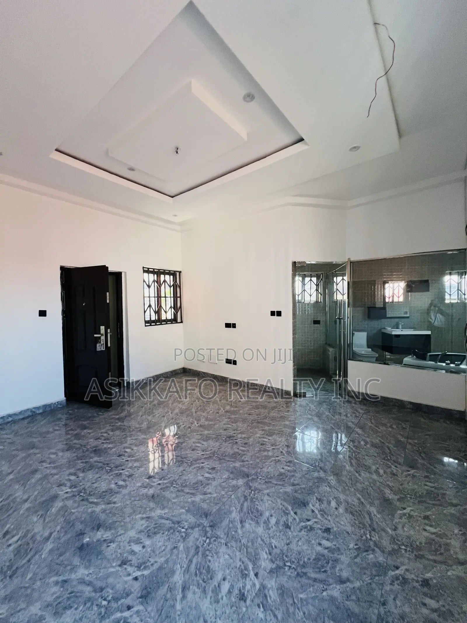 5bdrm Duplex in Coastal Estate, Spintex for rent