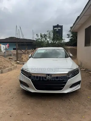 Honda Accord 2018 White