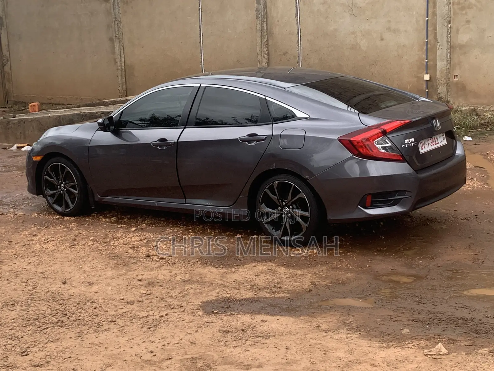 Honda Civic LX 4dr Sedan (2.0L 4cyl) 2016 Gray