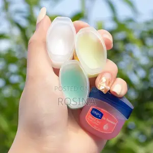 Lip Balm / Lip Care