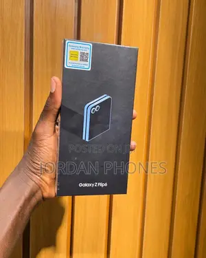 New Samsung Galaxy Z Flip6 256 GB Black
