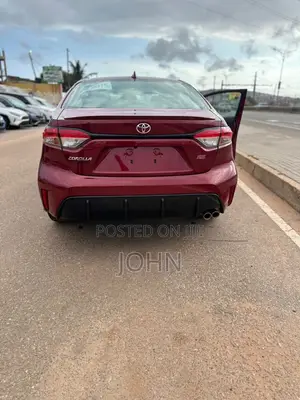 Toyota Corolla SE 2023 Red