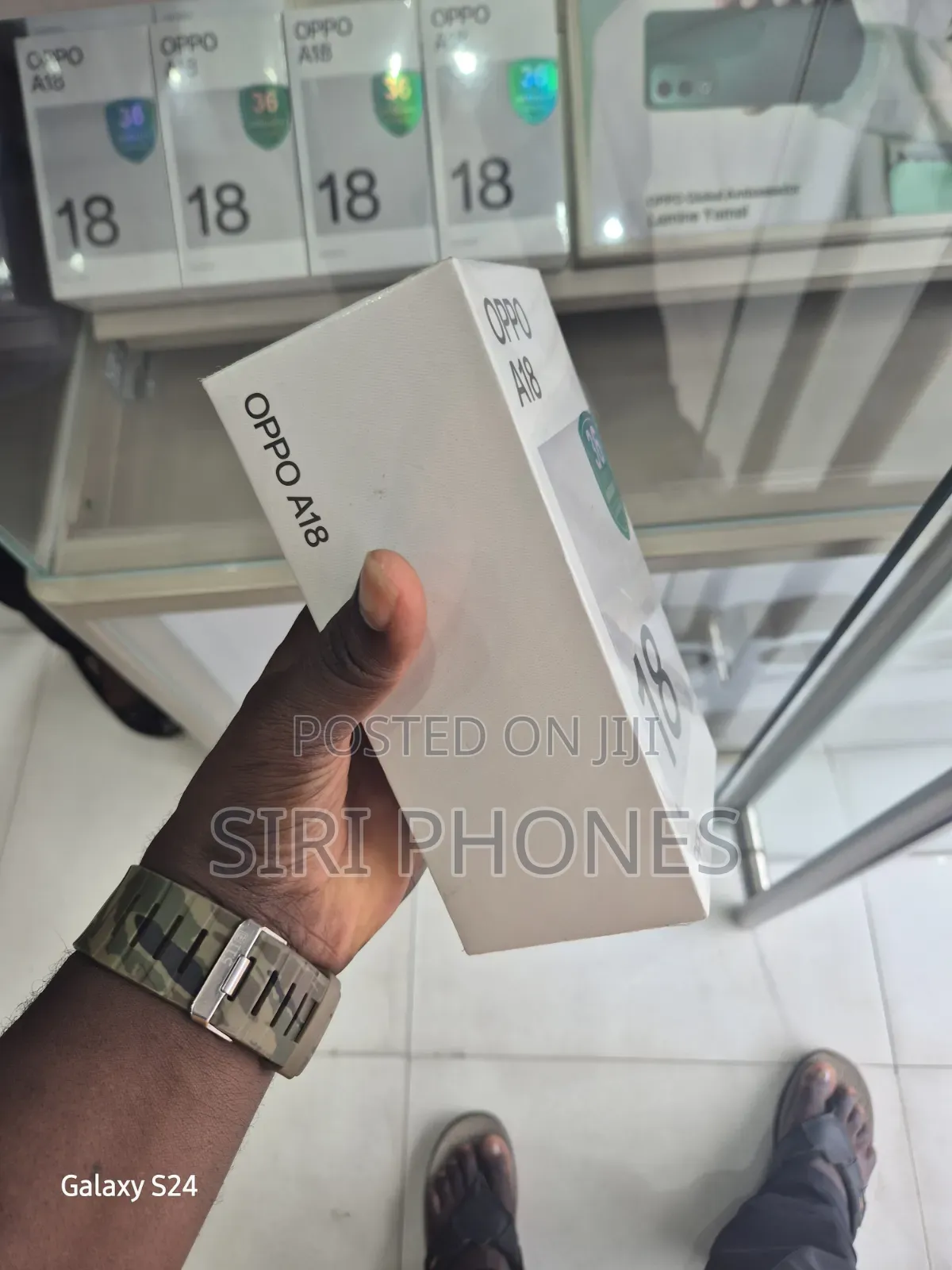 New Oppo A18 128 GB Graphite