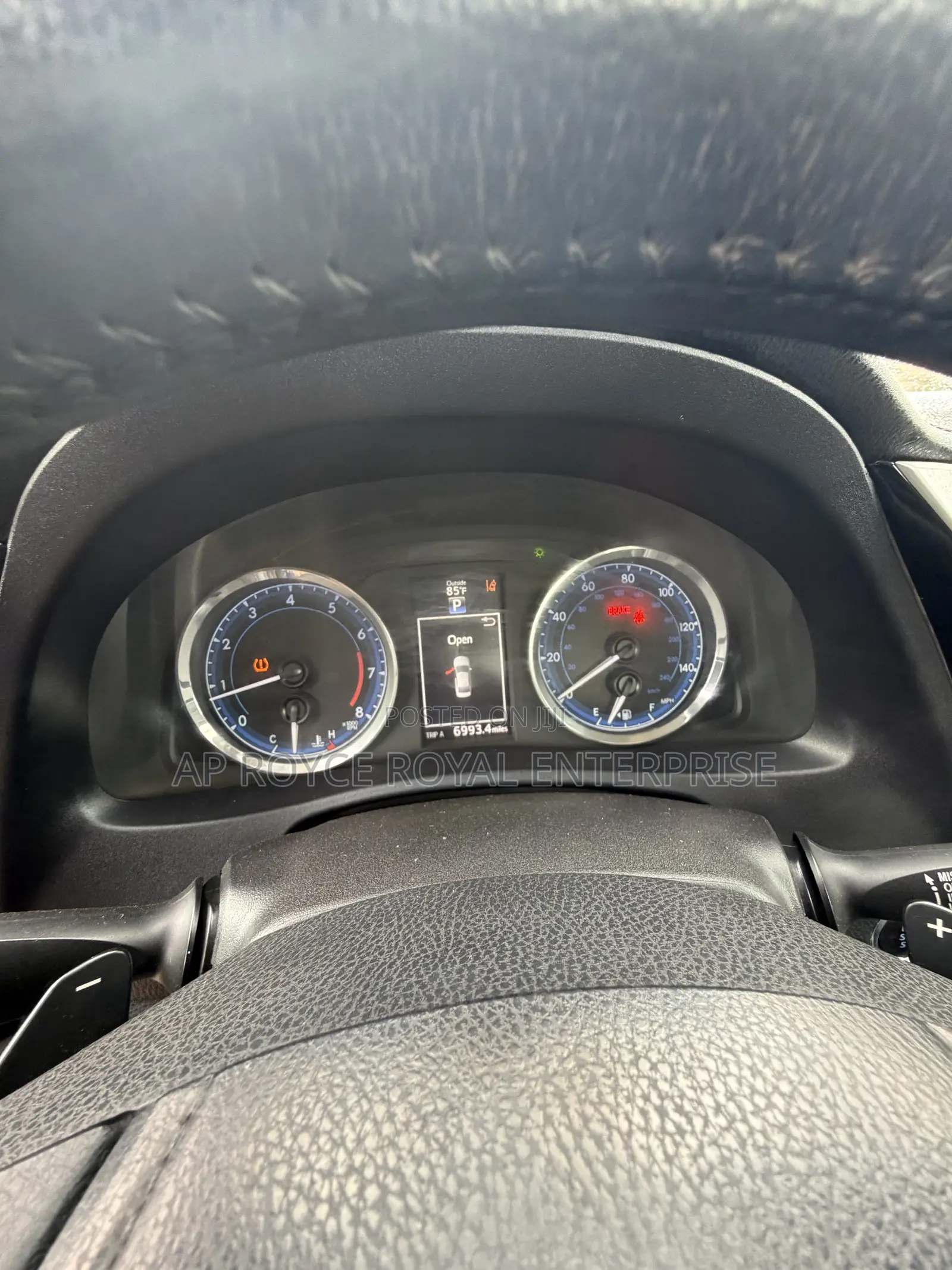 Toyota Corolla SE Special Edition 4dr Sedan (1.8L 4cyl CVT) 2017 Blue