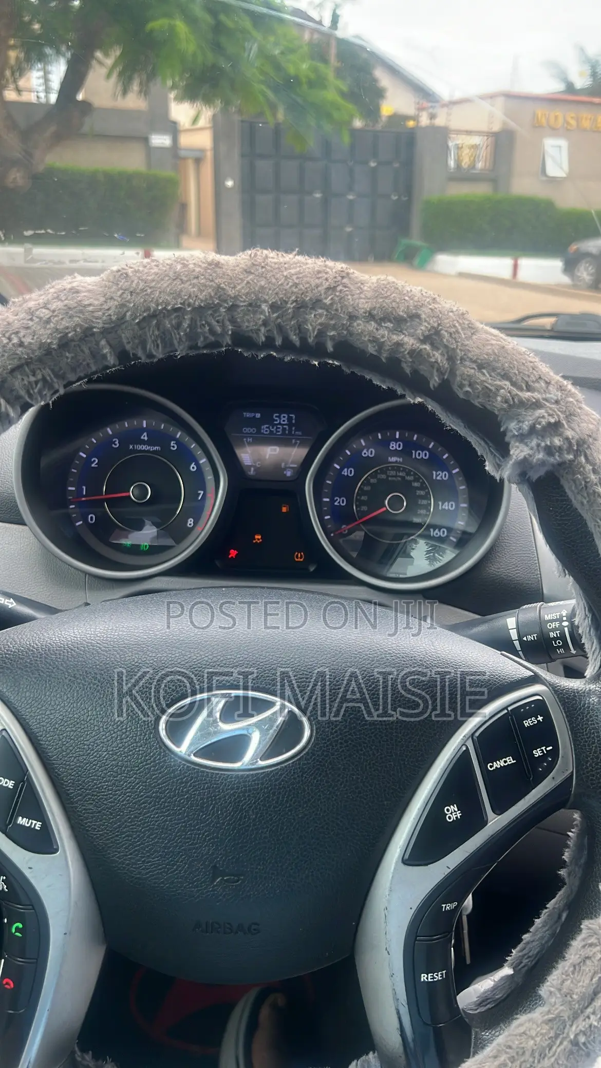 Hyundai Elantra GLS Sedan FWD (1.8L 4cyl 6A) 2013 Silver