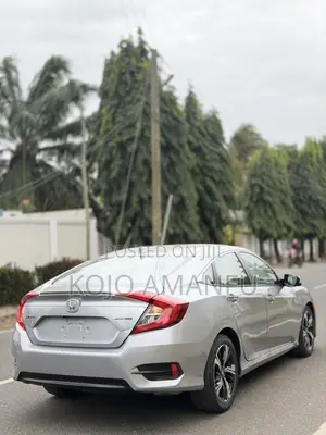 Honda Civic Touring 4dr Sedan (1.5L 4cyl) 2016 Silver