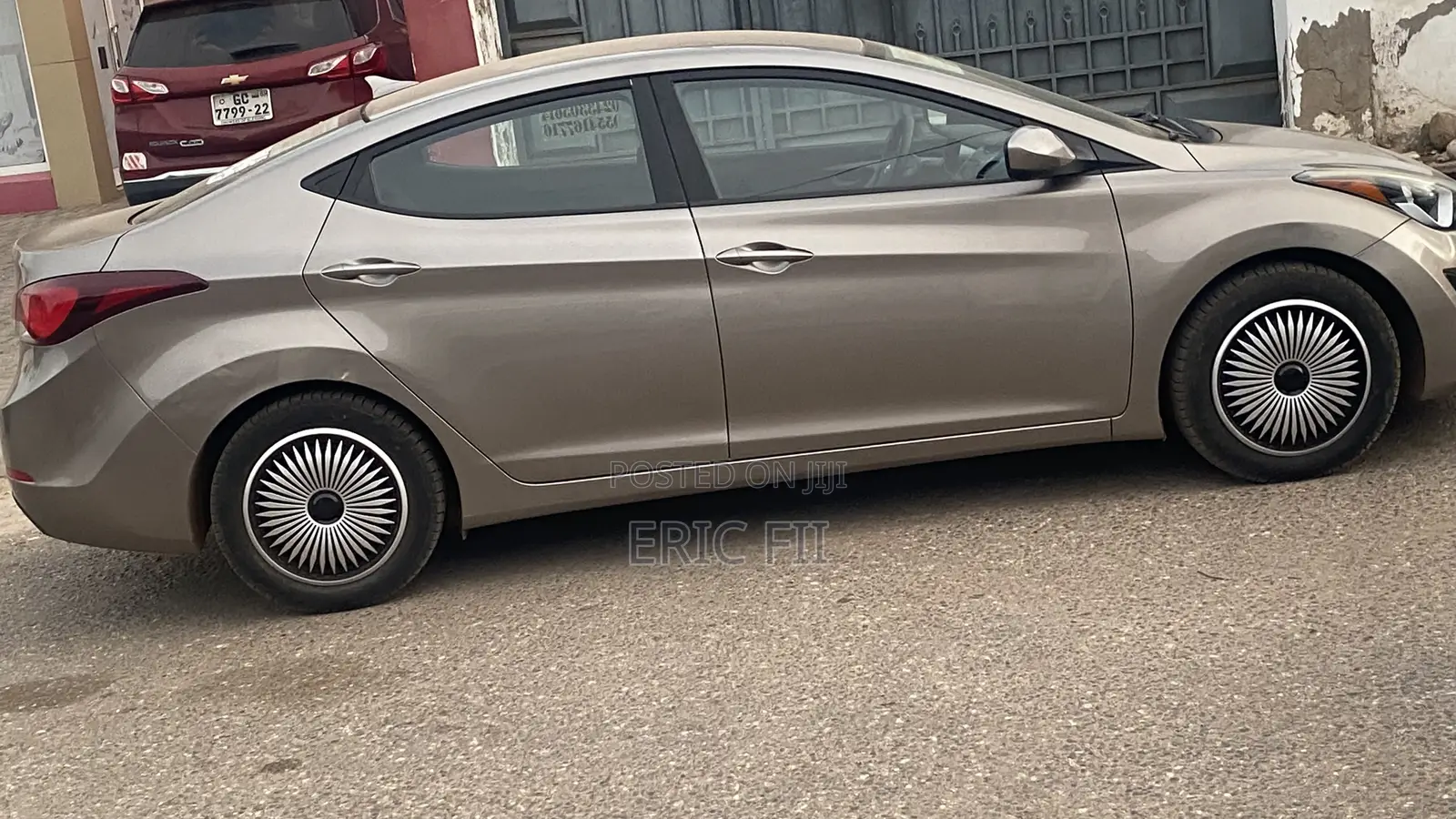 Hyundai Elantra SE 4dr Sedan (1.8L 4cyl 6M) 2015 Gold